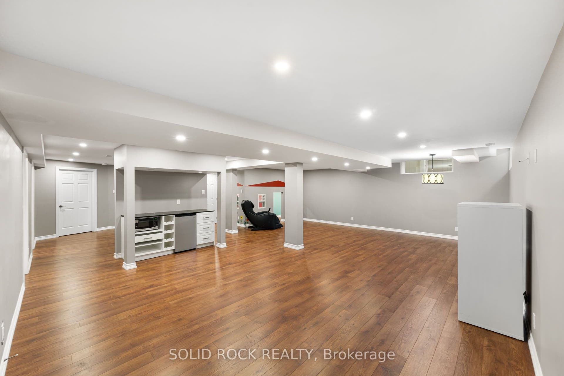 347 Bamburgh Way, Barrhaven, Ottawa ON K2J 5R1 347 Bamburgh Way, Barrhaven, Ottawa ON K2J 5R1