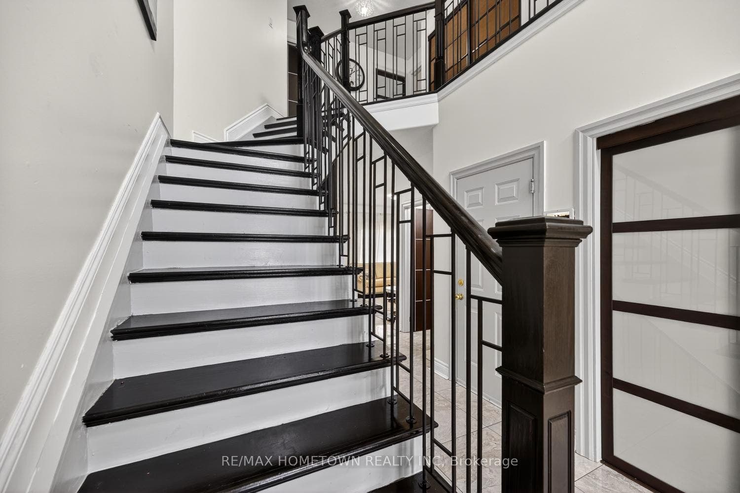 1020 Crestwood Drive, Brockville, Leeds And Grenville ON K6V 7N1 1020 Crestwood Drive, Brockville, Leeds And Grenville ON K6V 7N1