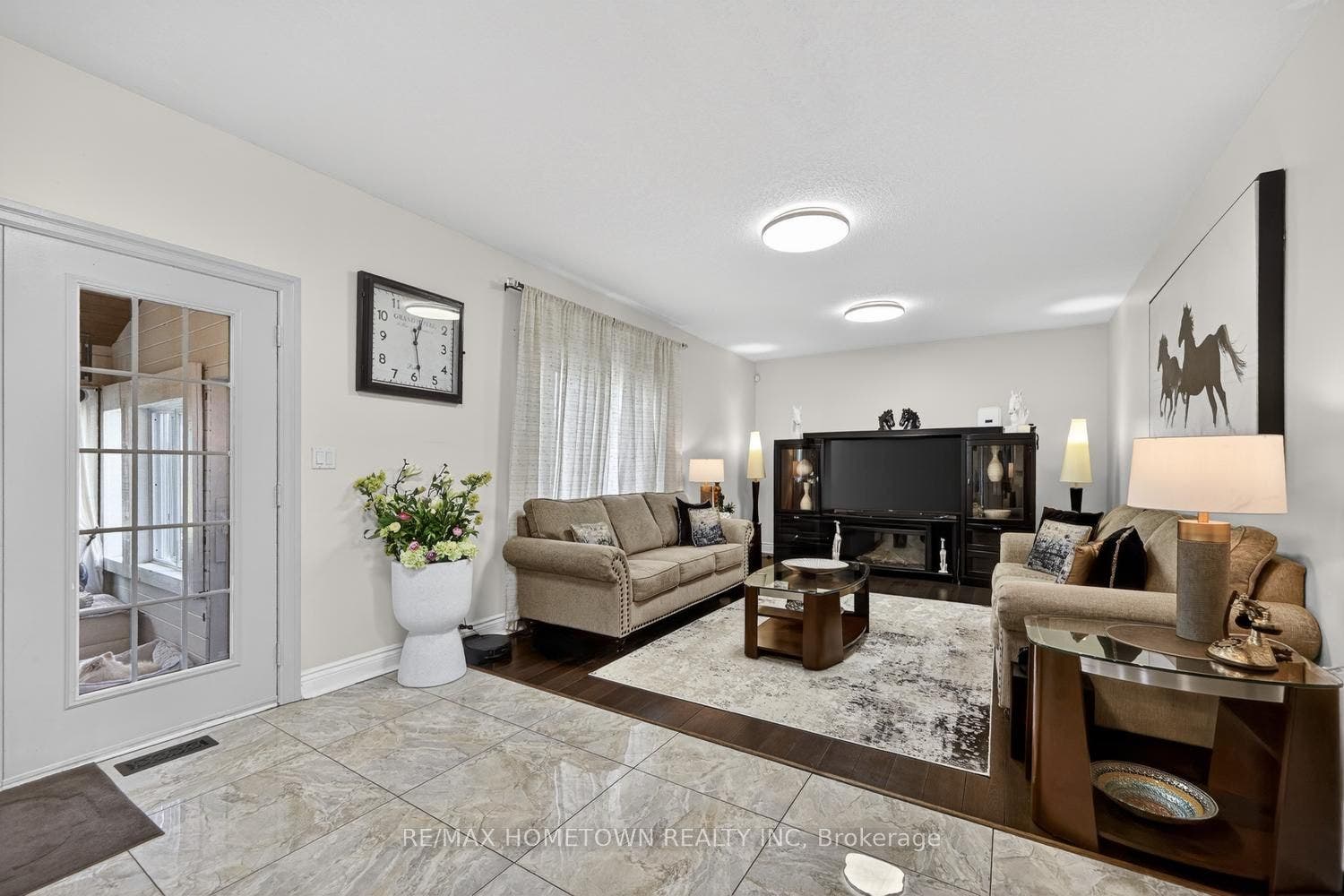 1020 Crestwood Drive, Brockville, Leeds And Grenville ON K6V 7N1 1020 Crestwood Drive, Brockville, Leeds And Grenville ON K6V 7N1