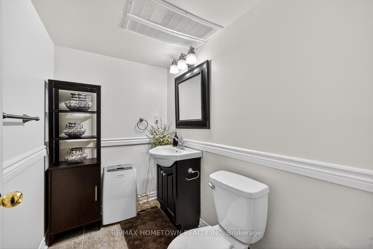 1020 Crestwood Drive, Brockville, Leeds And Grenville ON K6V 7N1 1020 Crestwood Drive, Brockville, Leeds And Grenville ON K6V 7N1