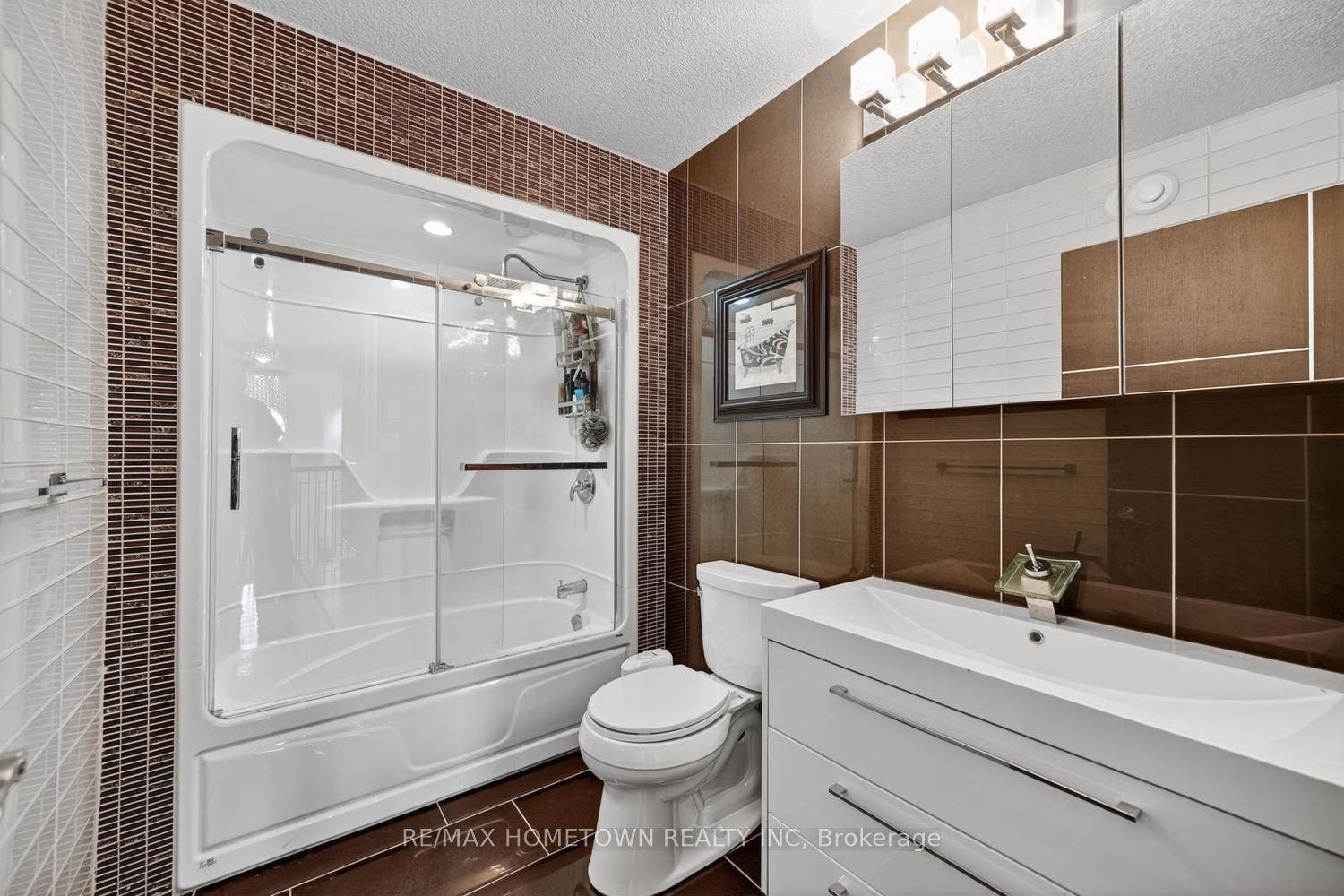 1020 Crestwood Drive, Brockville, Leeds And Grenville ON K6V 7N1 1020 Crestwood Drive, Brockville, Leeds And Grenville ON K6V 7N1