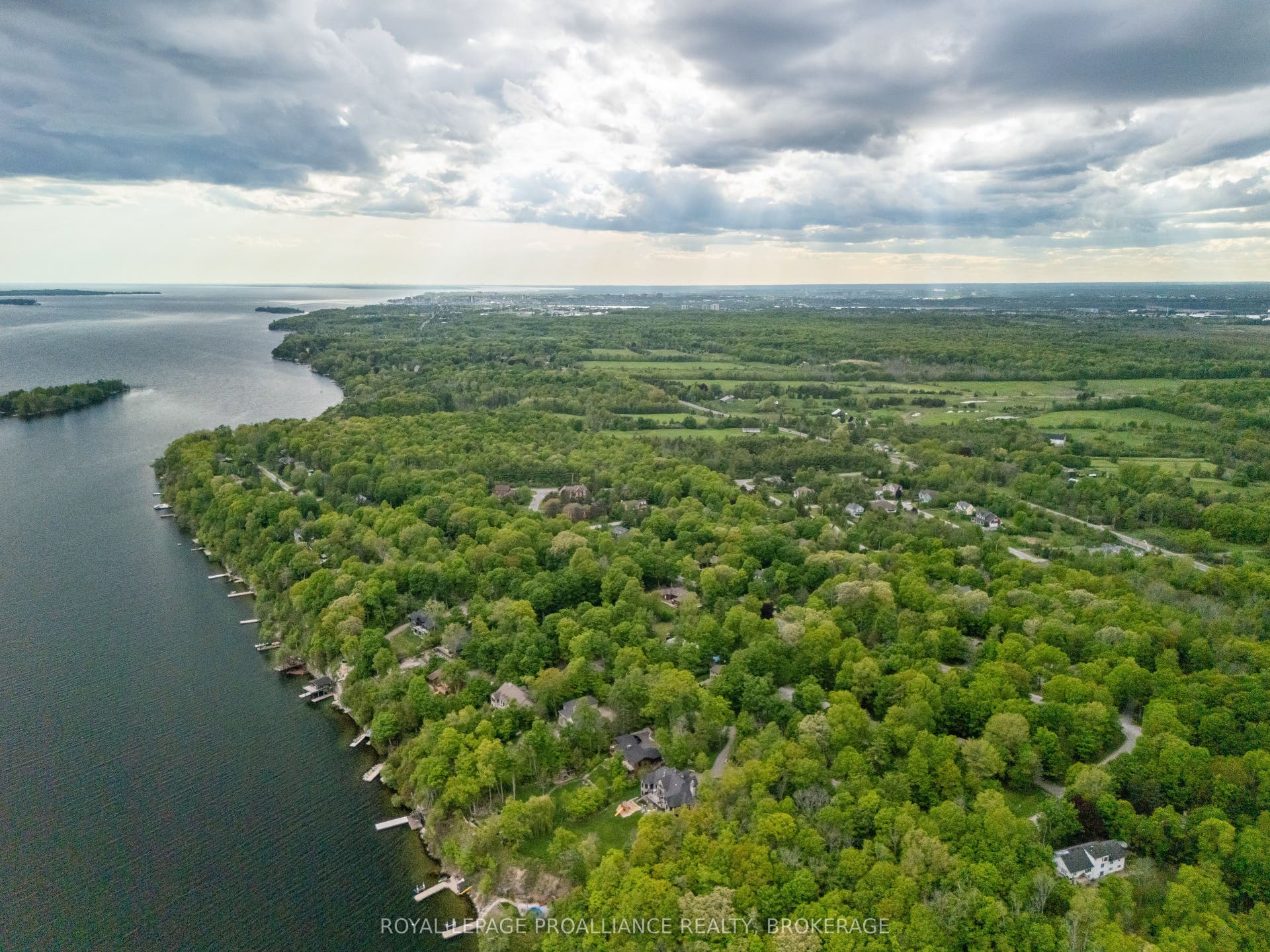 20 Riverside Drive, Kingston, Frontenac ON K7L 4V1 20 Riverside Drive, Kingston, Frontenac ON K7L 4V1