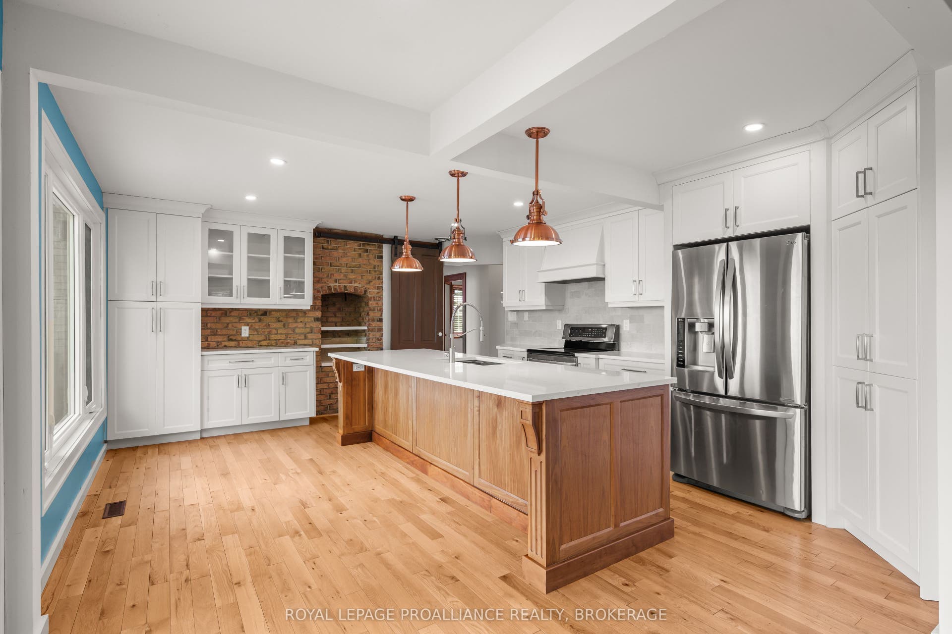 20 Riverside Drive, Kingston, Frontenac ON K7L 4V1 20 Riverside Drive, Kingston, Frontenac ON K7L 4V1