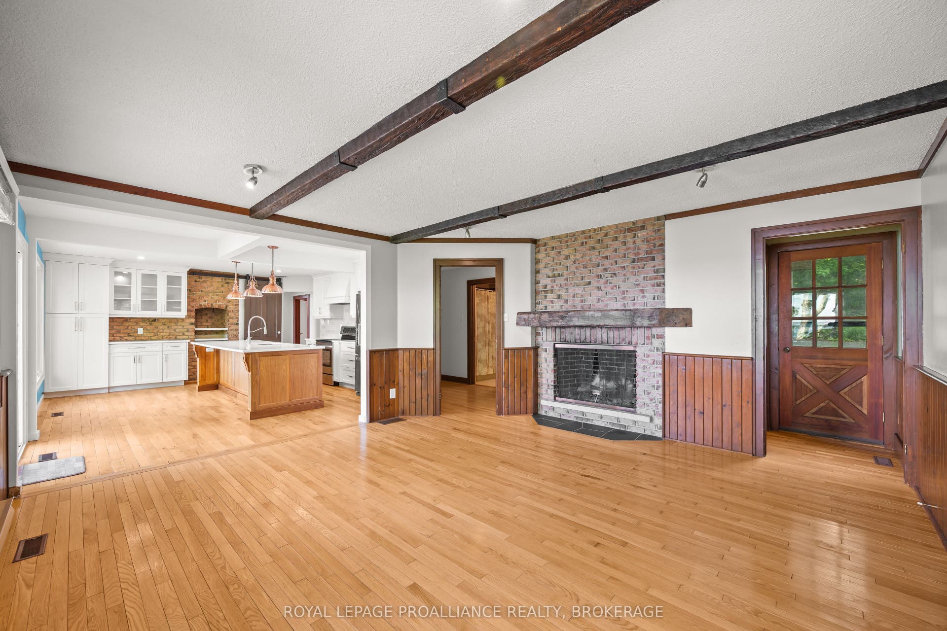 20 Riverside Drive, Kingston, Frontenac ON K7L 4V1 20 Riverside Drive, Kingston, Frontenac ON K7L 4V1