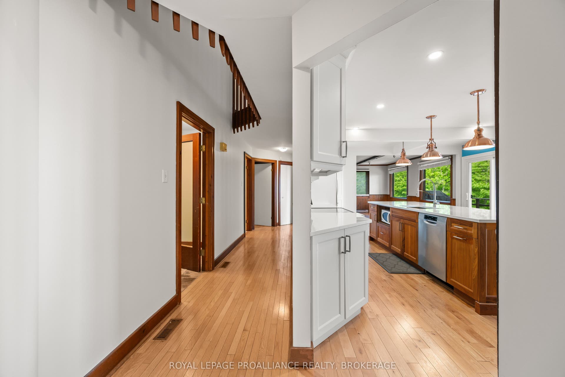 20 Riverside Drive, Kingston, Frontenac ON K7L 4V1 20 Riverside Drive, Kingston, Frontenac ON K7L 4V1
