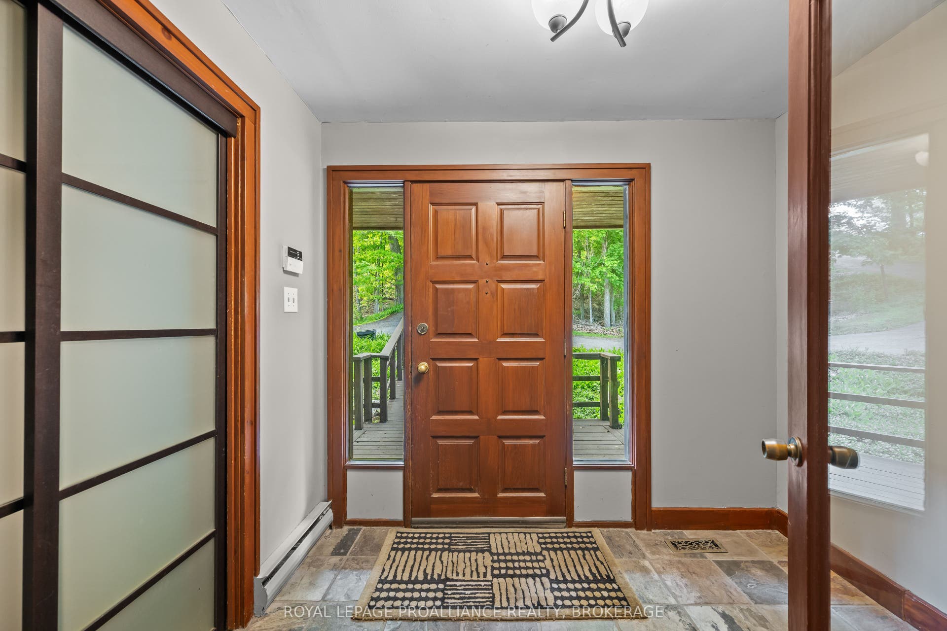 20 Riverside Drive, Kingston, Frontenac ON K7L 4V1 20 Riverside Drive, Kingston, Frontenac ON K7L 4V1