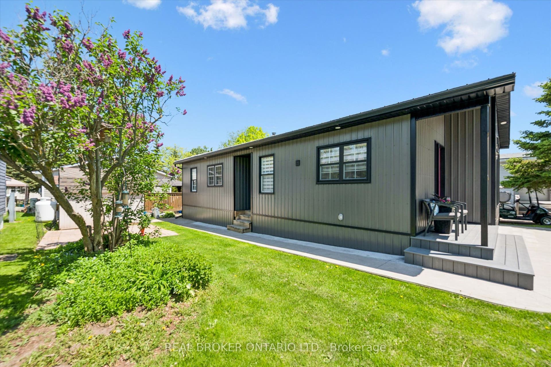 490 Spruce Street, Centre Wellington, Wellington ON N1M 2W5 490 Spruce Street, Centre Wellington, Wellington ON N1M 2W5