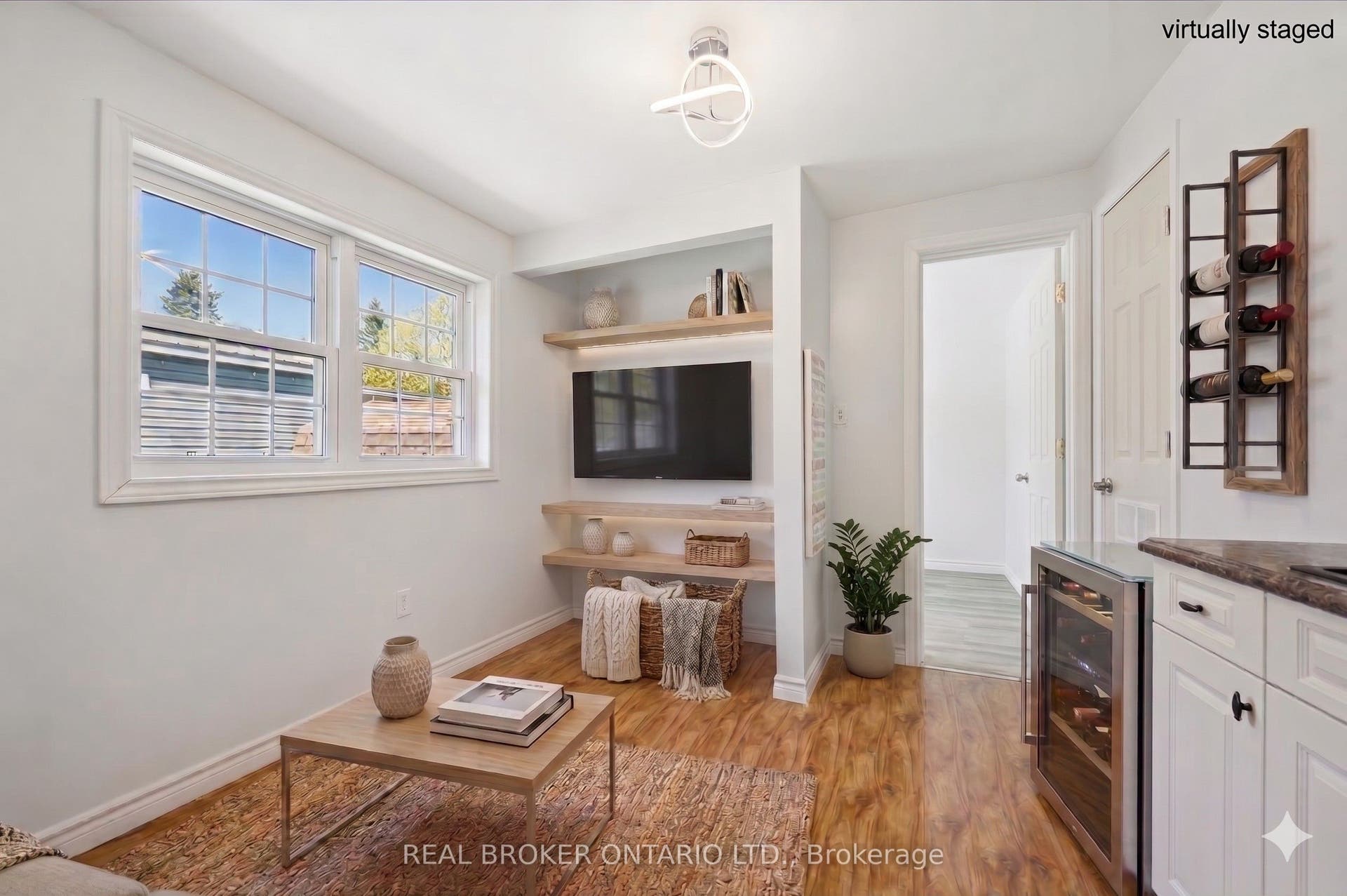 490 Spruce Street, Centre Wellington, Wellington ON N1M 2W5 ** virtually staged **