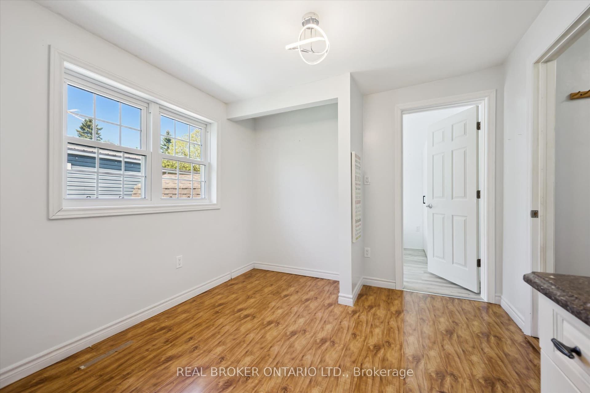 490 Spruce Street, Centre Wellington, Wellington ON N1M 2W5 Den