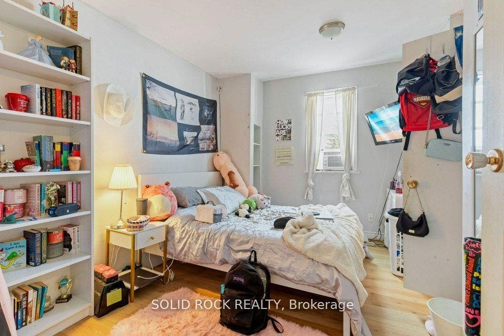 East facing 2nd bdrm has walk-in closet/make-up rm