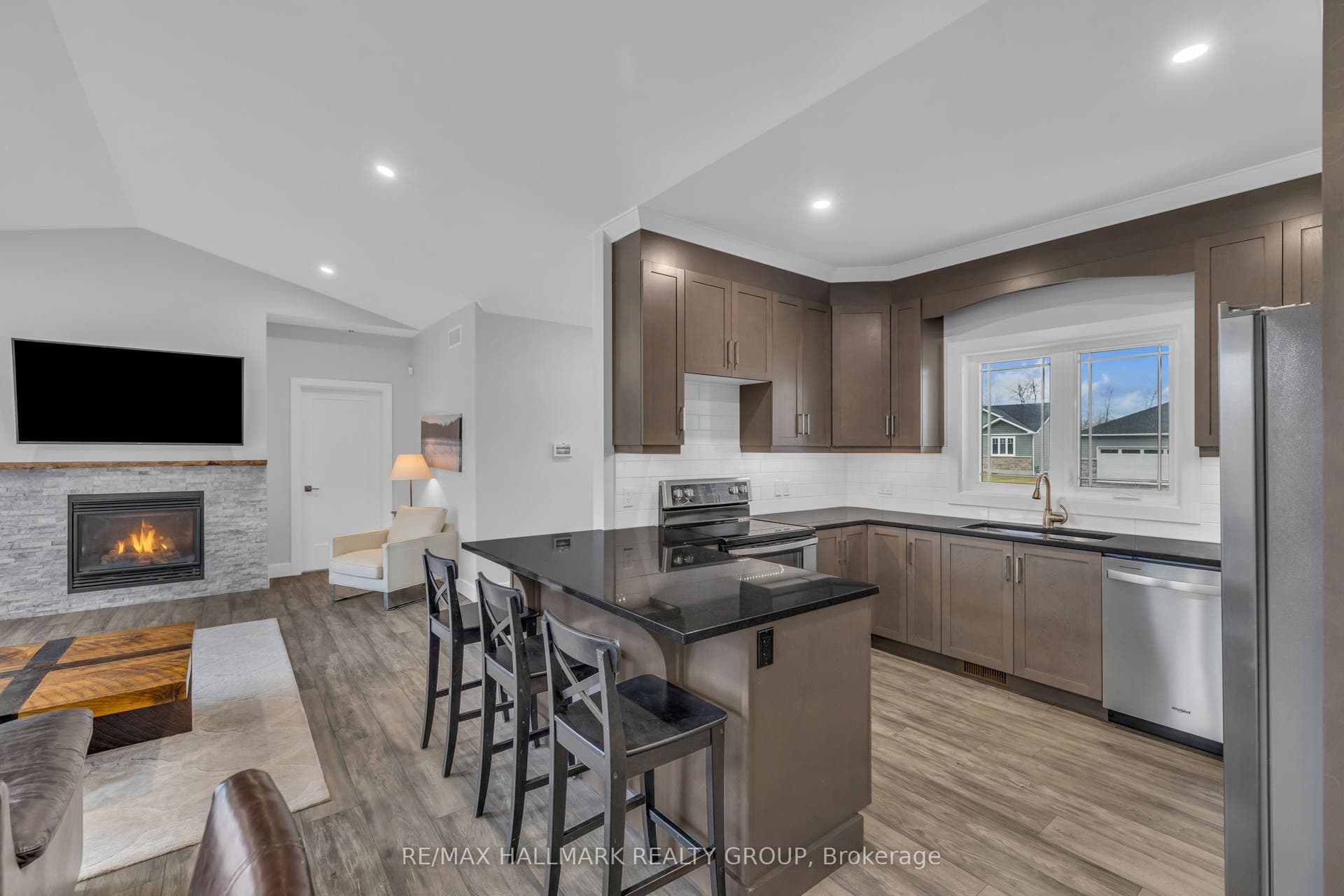 1077 SHEARER Drive, Brockville, Leeds And Grenville ON K6V 7K1 1077 SHEARER Drive, Brockville, Leeds And Grenville ON K6V 7K1