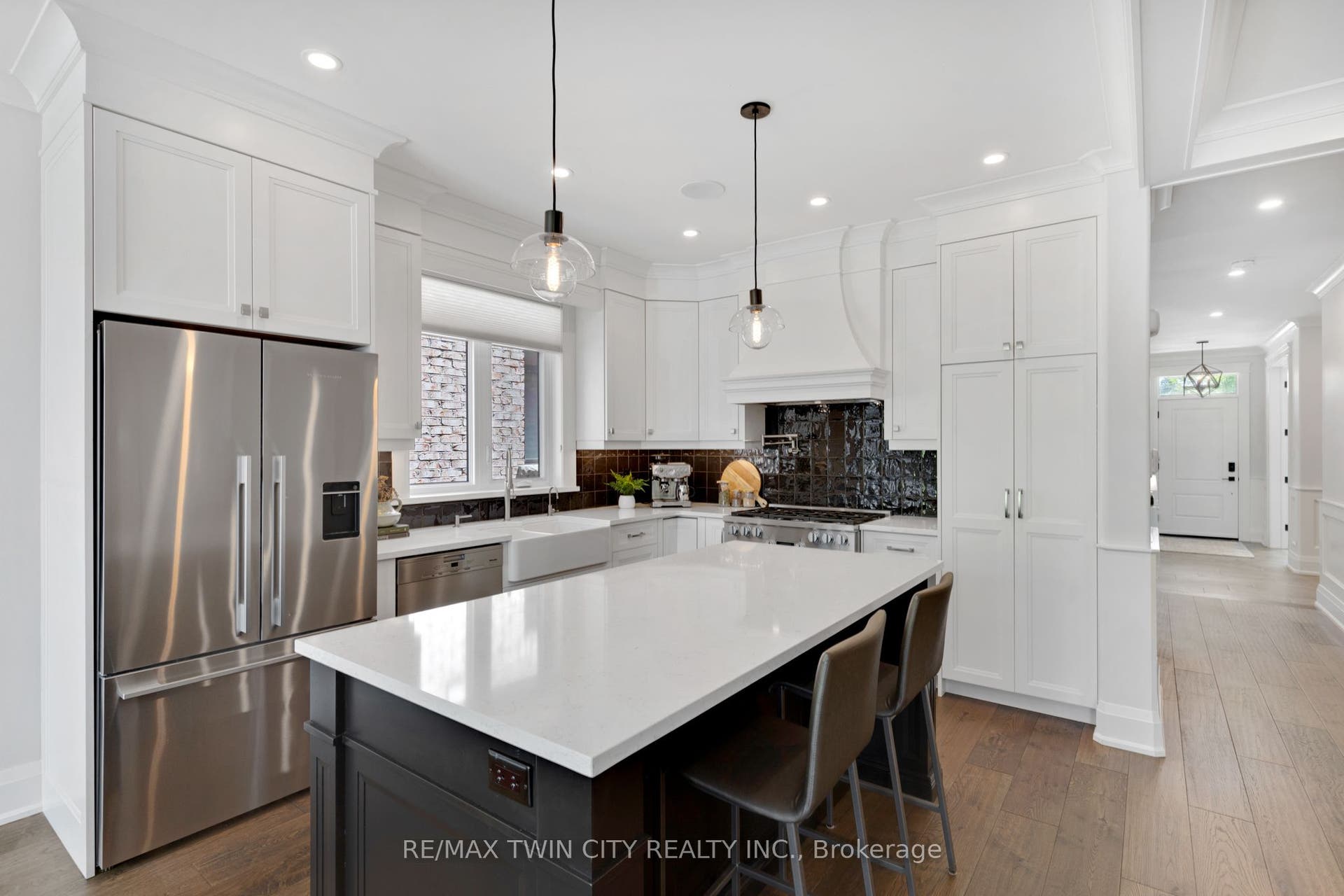 12 George Street, Waterloo, Waterloo ON N2J 1K5 12 George Street, Waterloo, Waterloo ON N2J 1K5