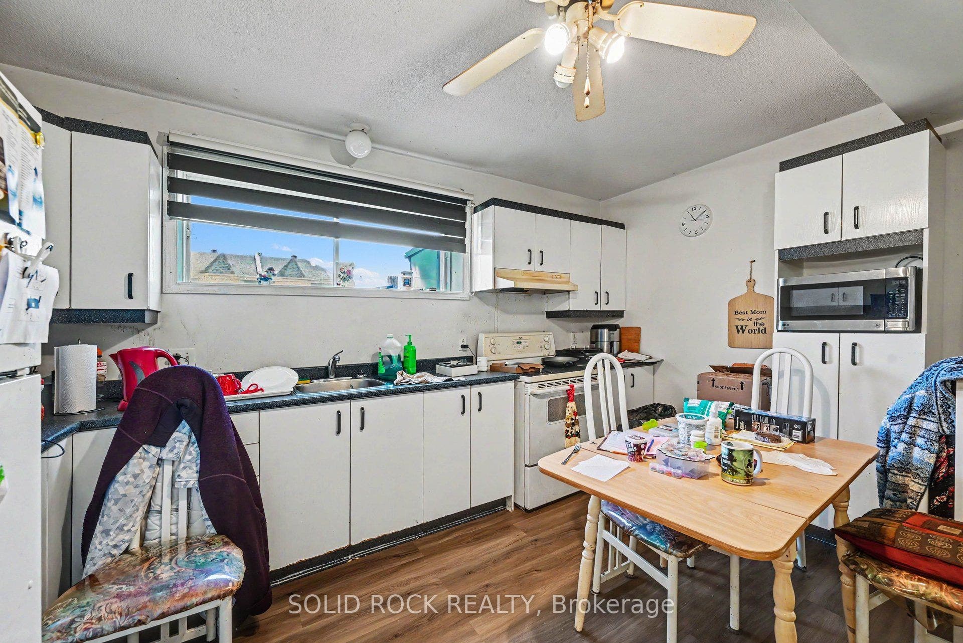 530 Mario Street, Hawkesbury, Prescott And Russell ON K6A 3V4 Unit 2 Kitchen