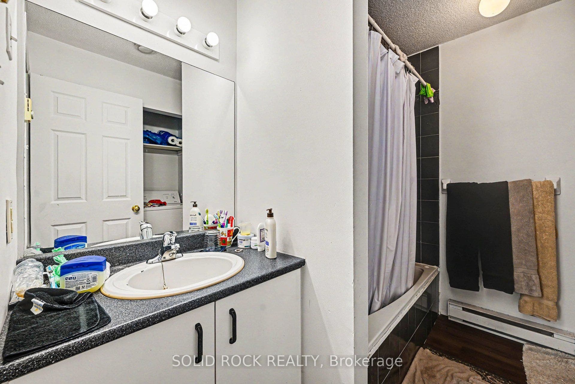 Unit 1 Washroom