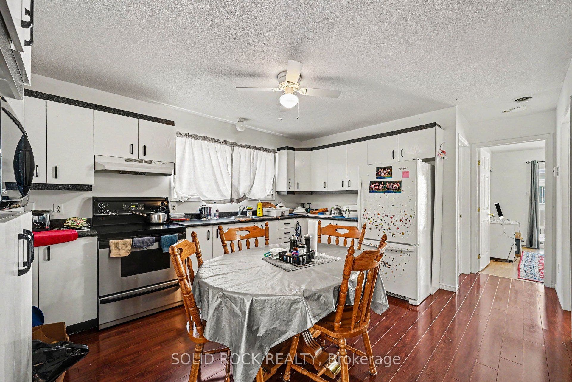 Unit 1 Kithen/Dining