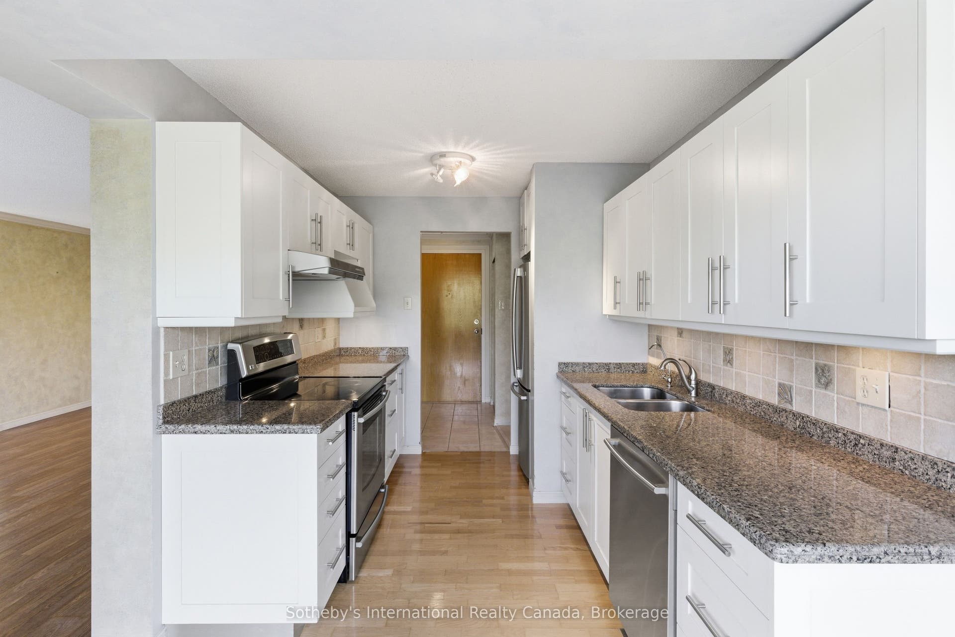 30 Blue Springs Drive, #102, Waterloo, Waterloo ON N2J 4T2