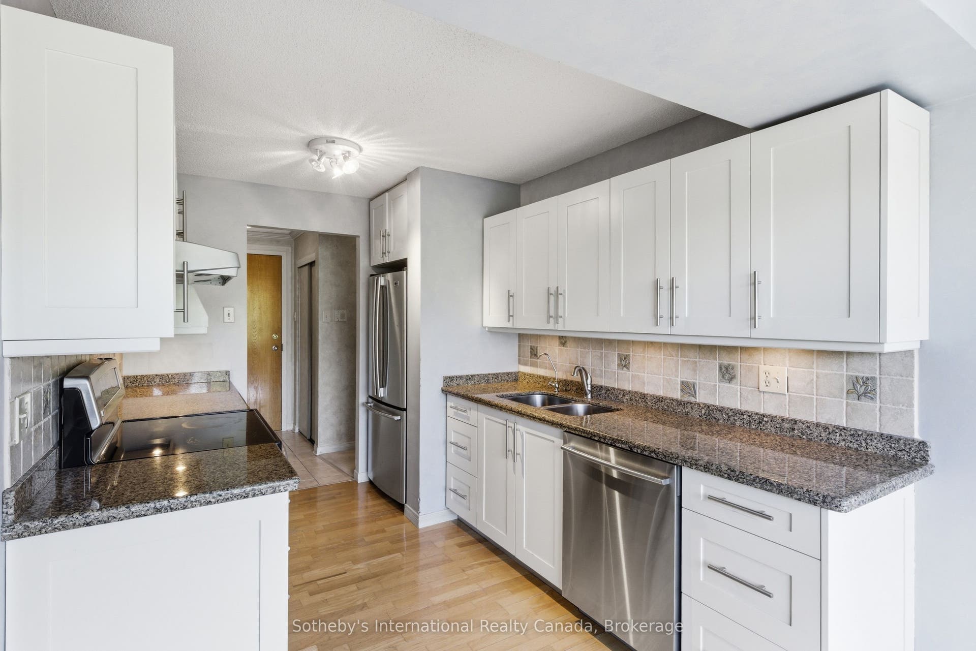 30 Blue Springs Drive, #102, Waterloo, Waterloo ON N2J 4T2