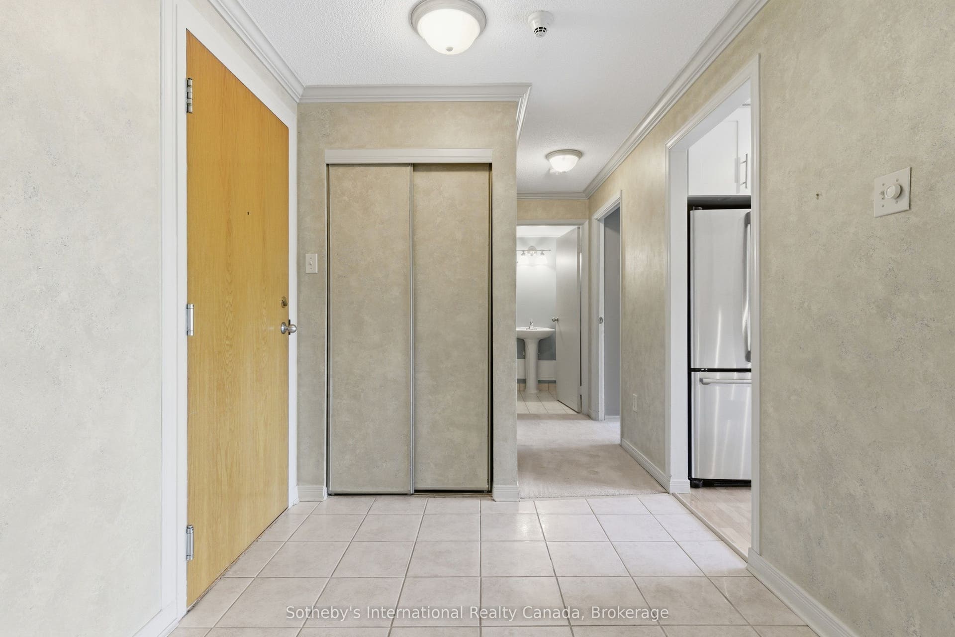 30 Blue Springs Drive, #102, Waterloo, Waterloo ON N2J 4T2
