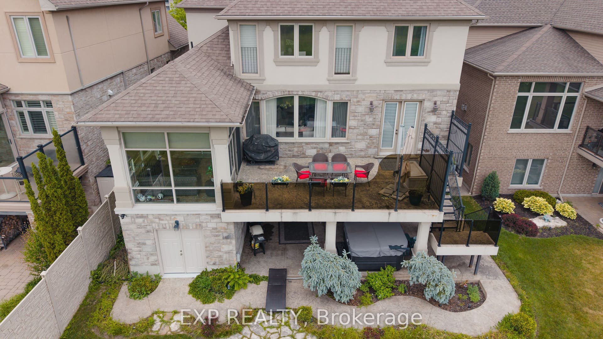 54 Paige Street, Kitchener, Waterloo ON N2K 4P6 54 Paige Street, Kitchener, Waterloo ON N2K 4P6
