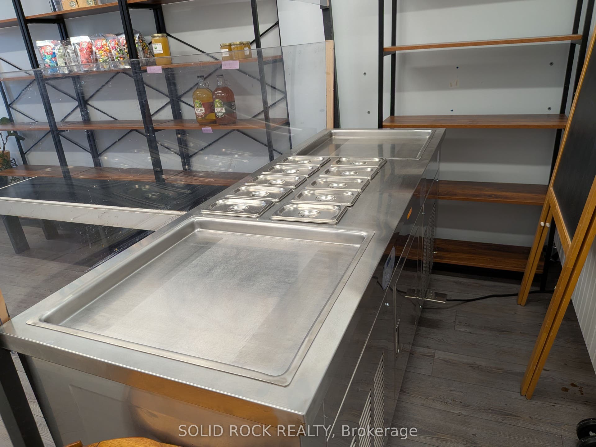48 Bridge Street E, Trent Hills, Northumberland ON K0L 1L0 Rolled Ice Cream Machine