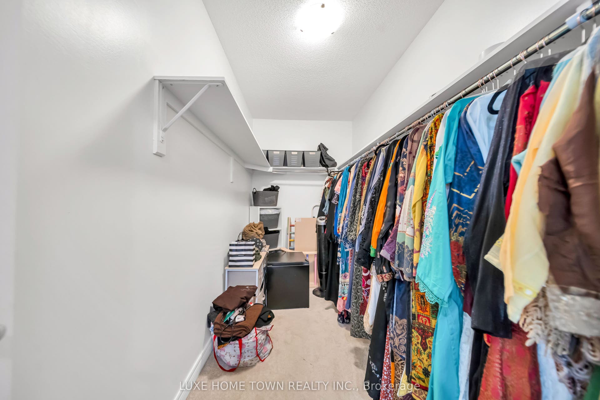 19 Findlay Way, Centre Wellington, Wellington ON N1M 0A4 19 Findlay Way, Centre Wellington, Wellington ON N1M 0A4