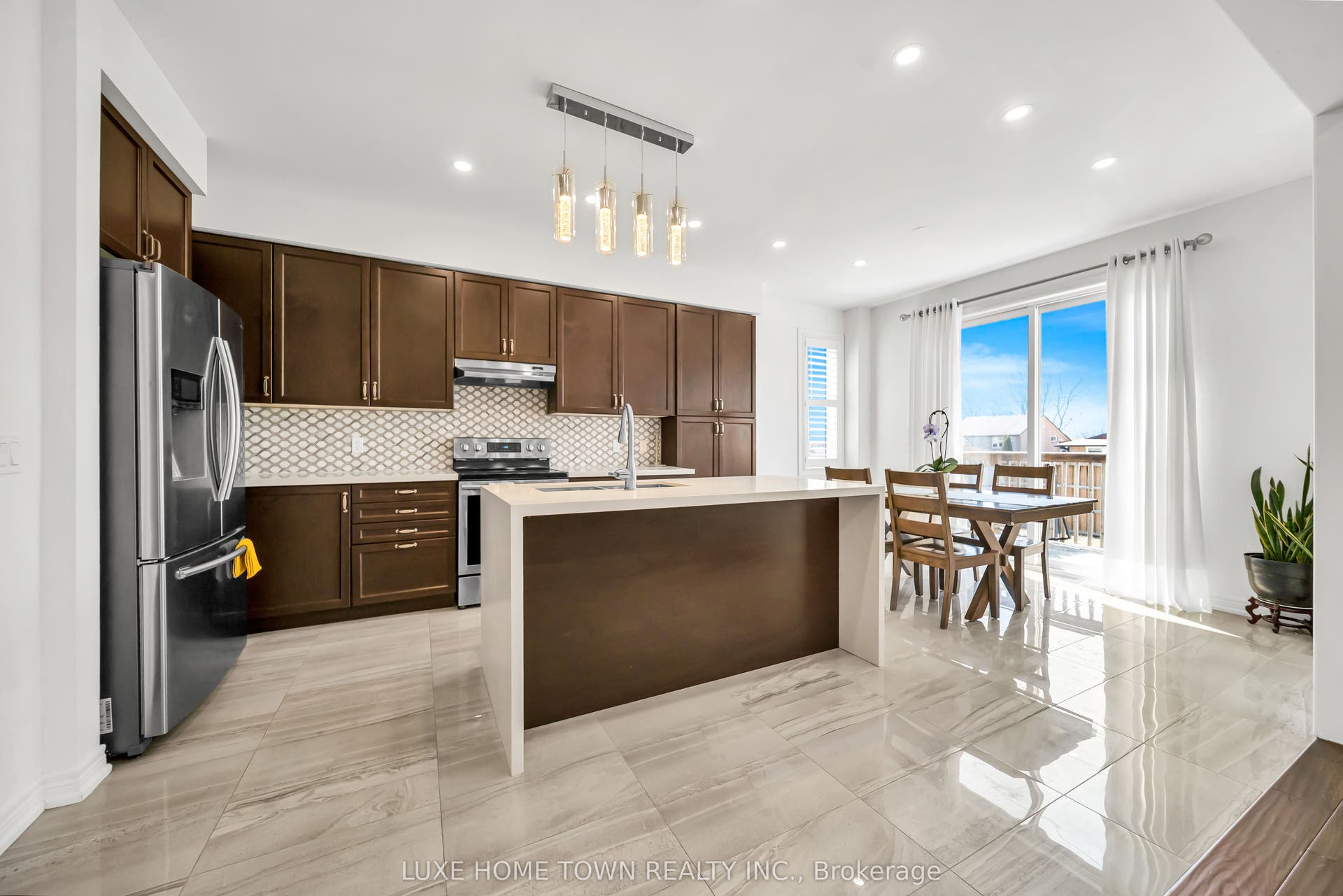 19 Findlay Way, Centre Wellington, Wellington ON N1M 0A4 19 Findlay Way, Centre Wellington, Wellington ON N1M 0A4