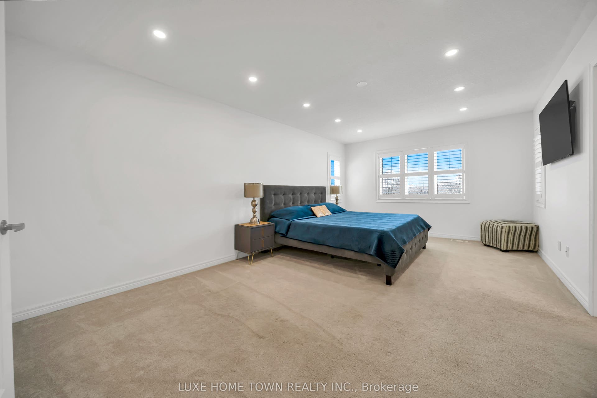 19 Findlay Way, Centre Wellington, Wellington ON N1M 0A4 19 Findlay Way, Centre Wellington, Wellington ON N1M 0A4