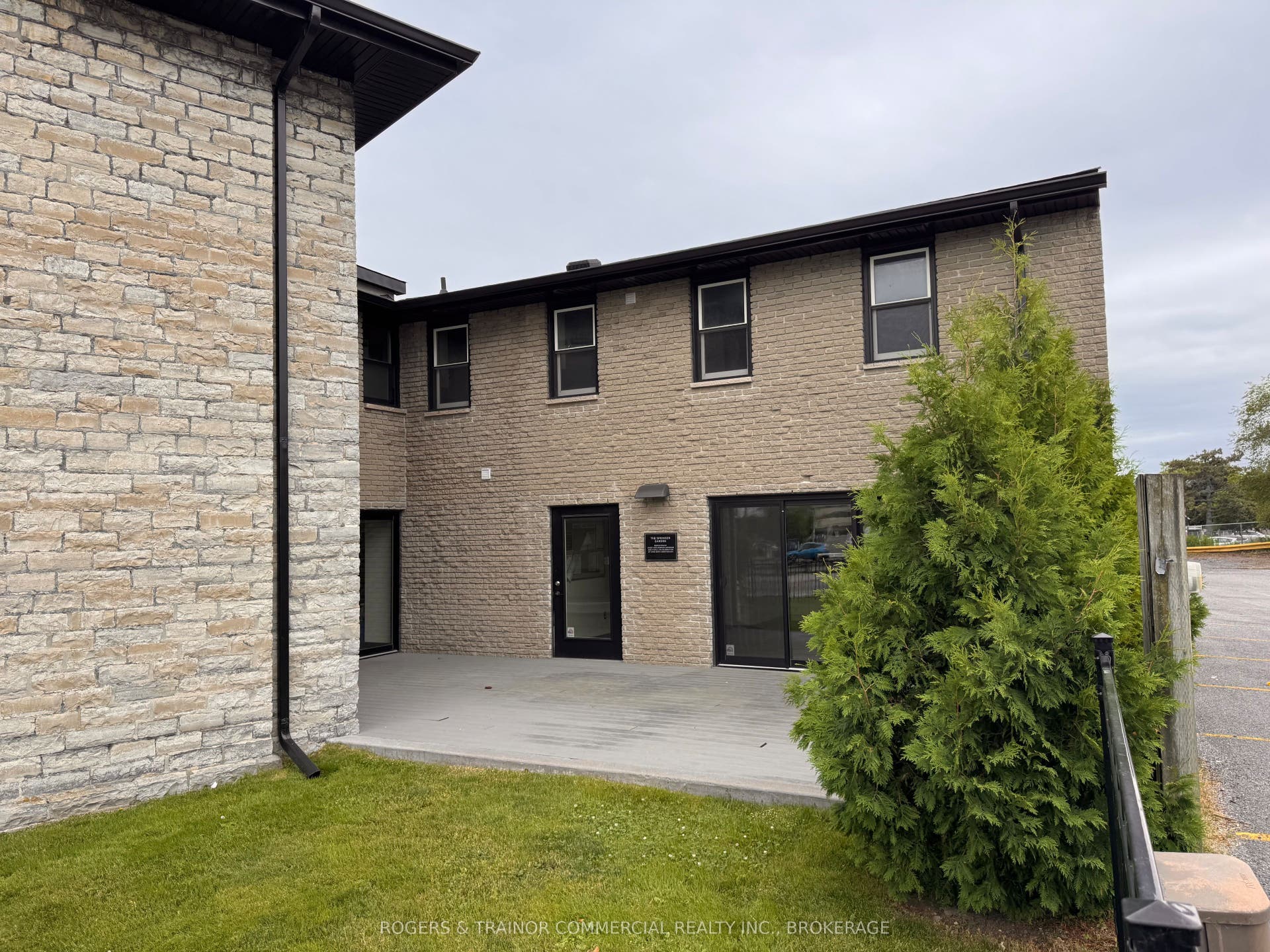 826 Princess Street, Kingston, Frontenac ON K7L 1G3 826 Princess Street, Kingston, Frontenac ON K7L 1G3