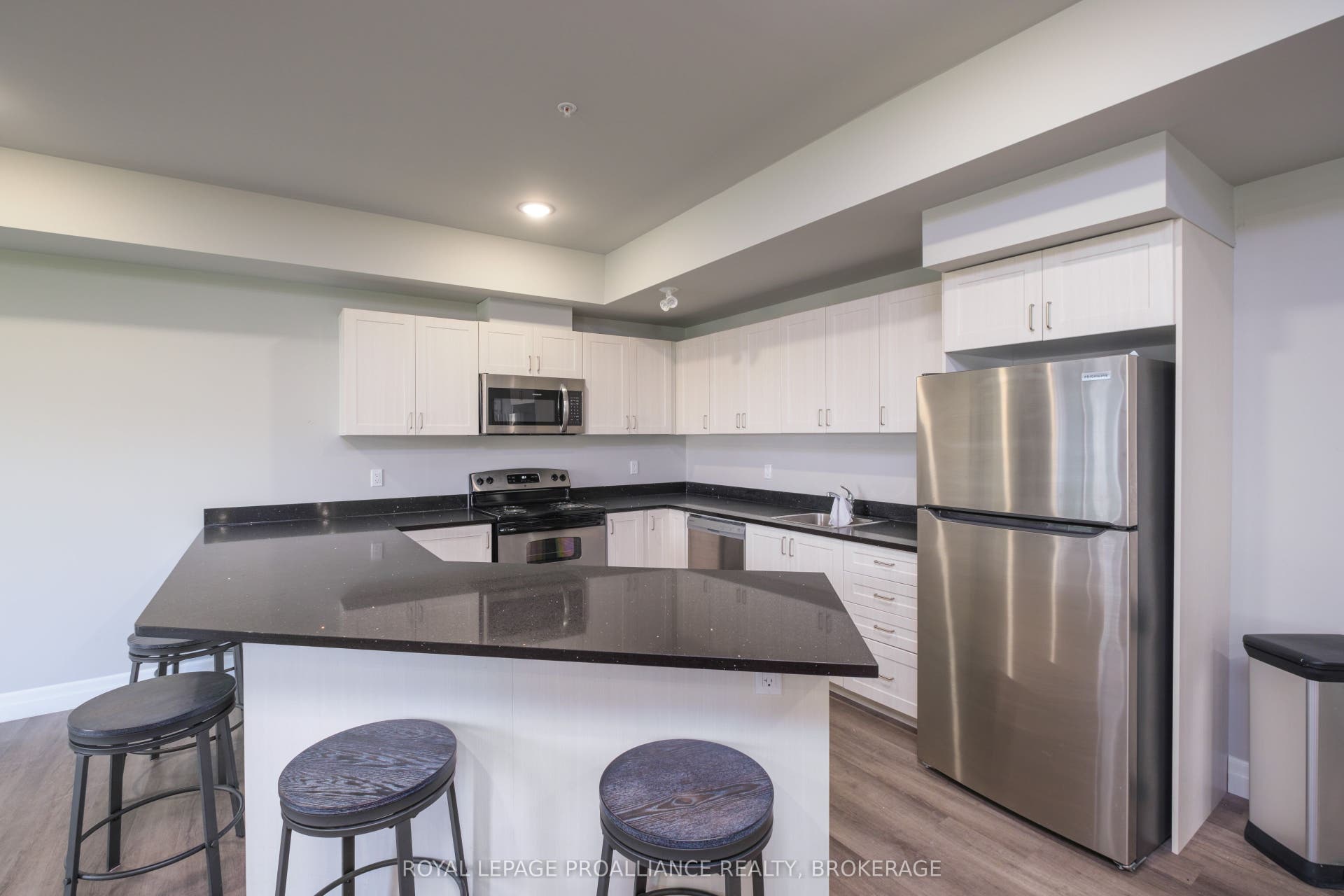 501 Frontenac Street, #402, Kingston, Frontenac ON K7K 4L9