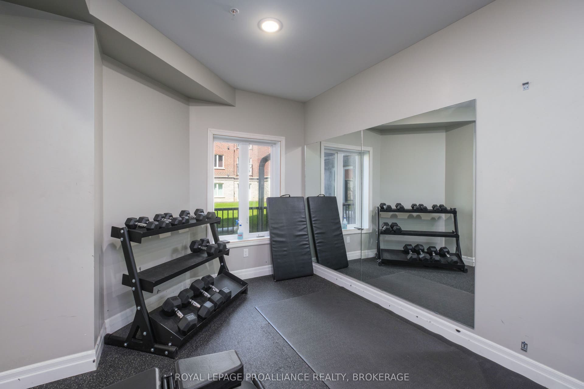 501 Frontenac Street, #402, Kingston, Frontenac ON K7K 4L9