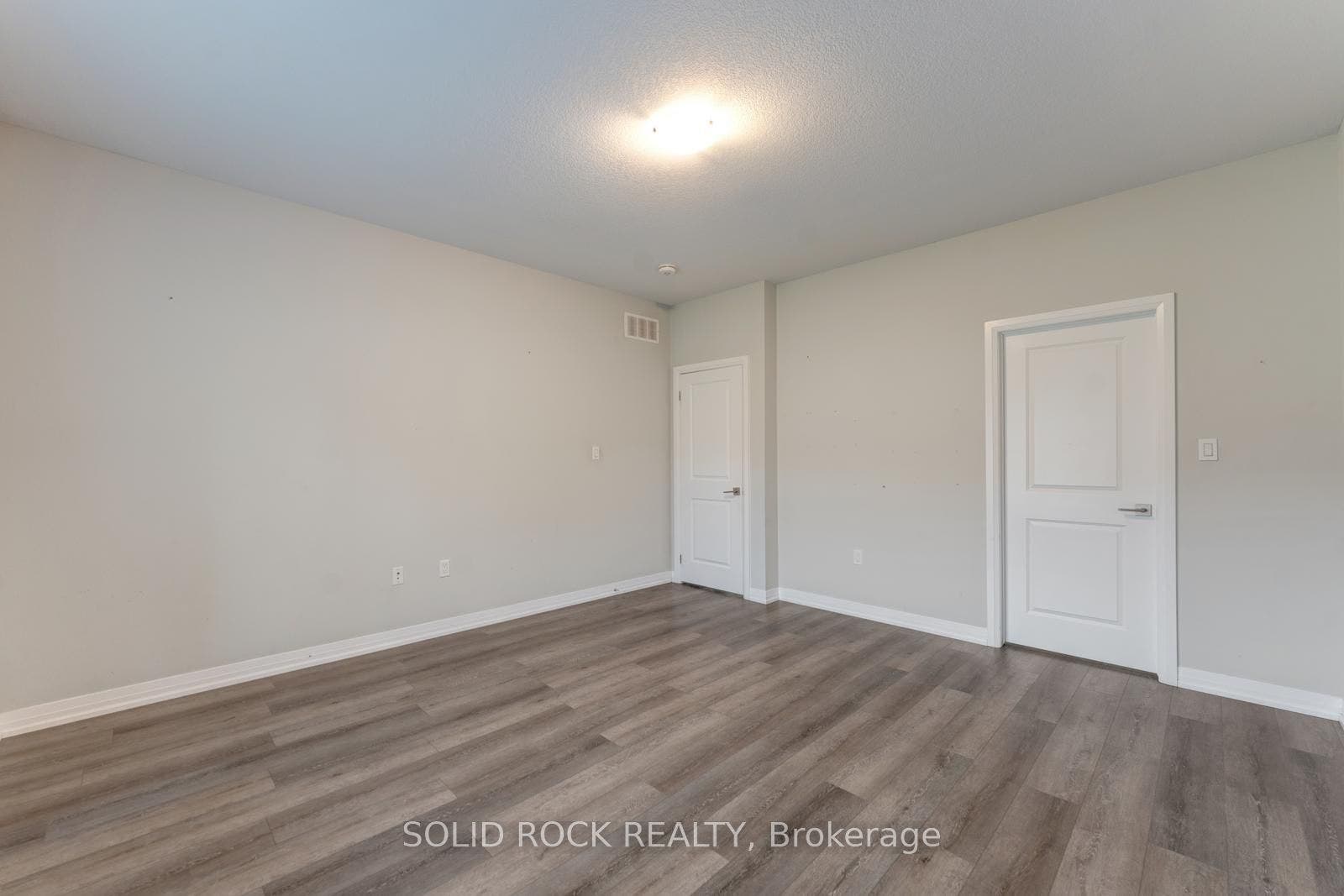 550 Grey Street, #11, Brantford, Brantford ON N3S 0C4
