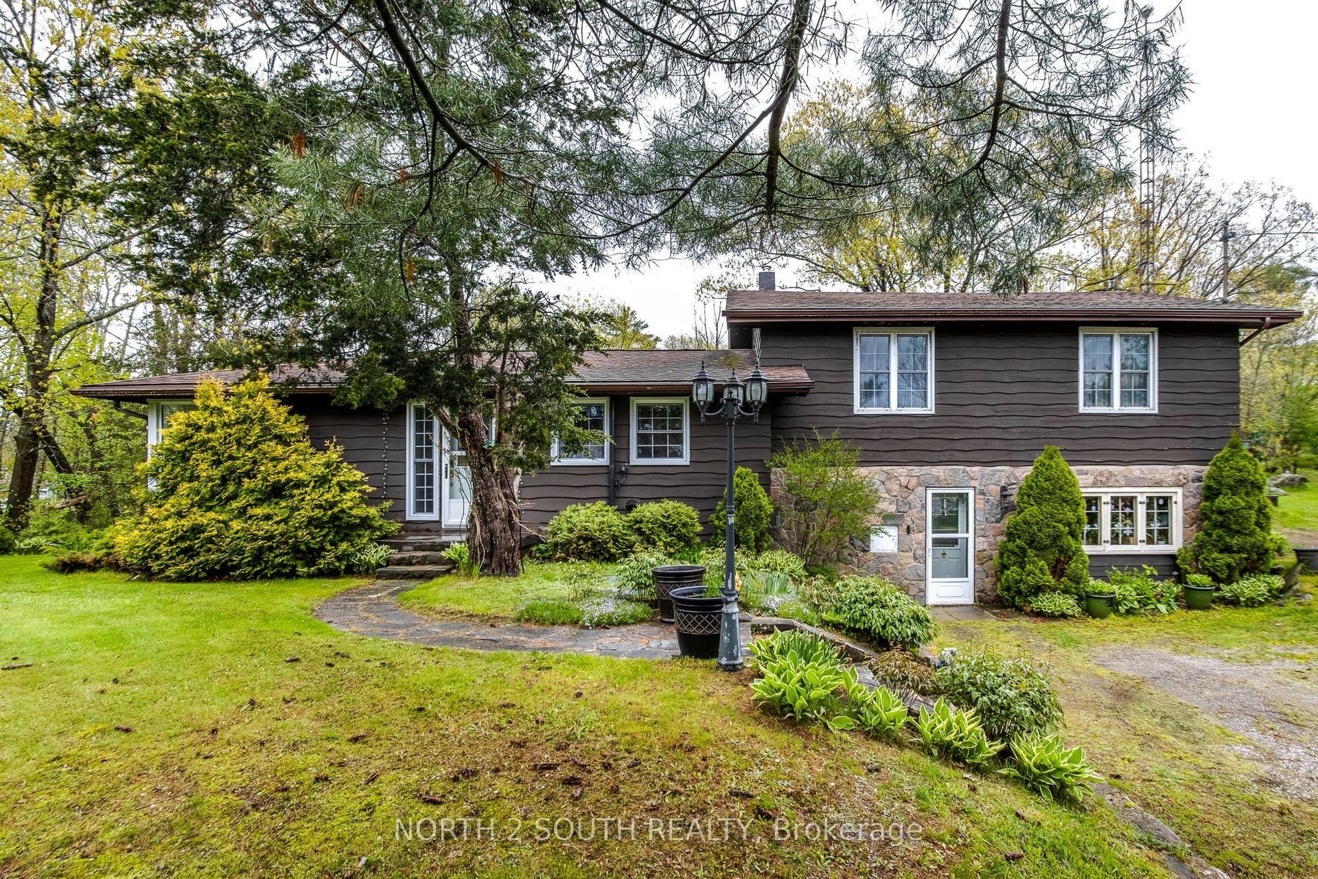 1146 Honey Harbour Road, Georgian Bay, Muskoka ON L0K 1S0 1146 Honey Harbour Road, Georgian Bay, Muskoka ON L0K 1S0