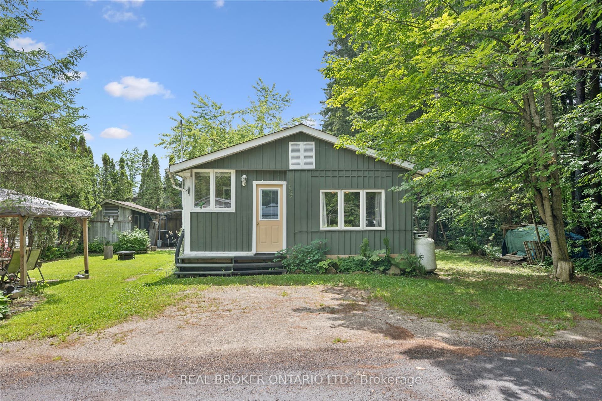 127 Cedar Crescent, Centre Wellington, Wellington ON N1M 2W5 127 Cedar Crescent, Centre Wellington, Wellington ON N1M 2W5