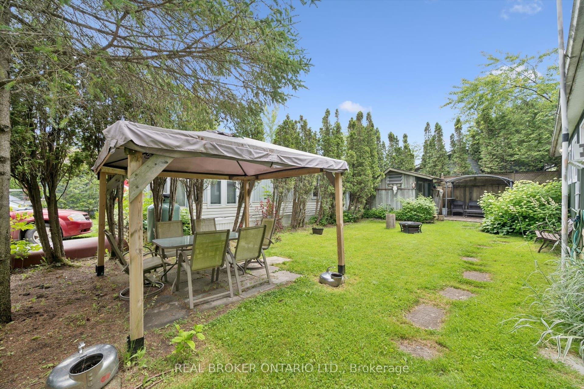 127 Cedar Crescent, Centre Wellington, Wellington ON N1M 2W5 127 Cedar Crescent, Centre Wellington, Wellington ON N1M 2W5