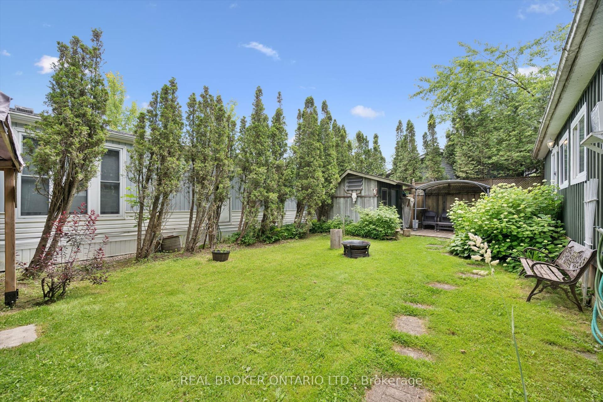 127 Cedar Crescent, Centre Wellington, Wellington ON N1M 2W5 127 Cedar Crescent, Centre Wellington, Wellington ON N1M 2W5
