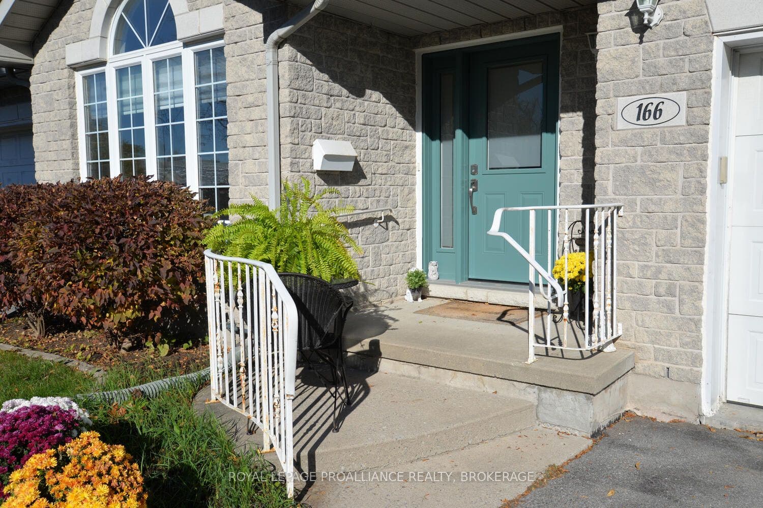 166 Ellesmeer Avenue, Kingston, Frontenac ON K7P 3H6 166 Ellesmeer Avenue, Kingston, Frontenac ON K7P 3H6