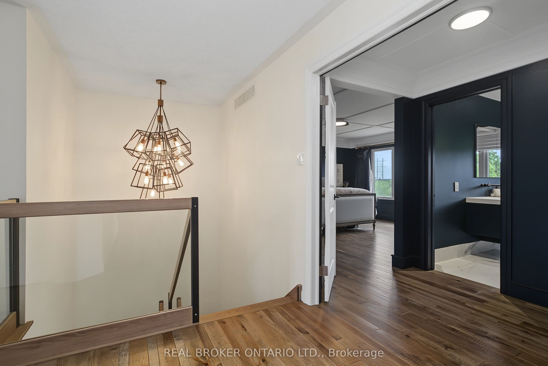 422 Rideau River Street, Waterloo, Waterloo ON N2V 2Y4 422 Rideau River Street, Waterloo, Waterloo ON N2V 2Y4