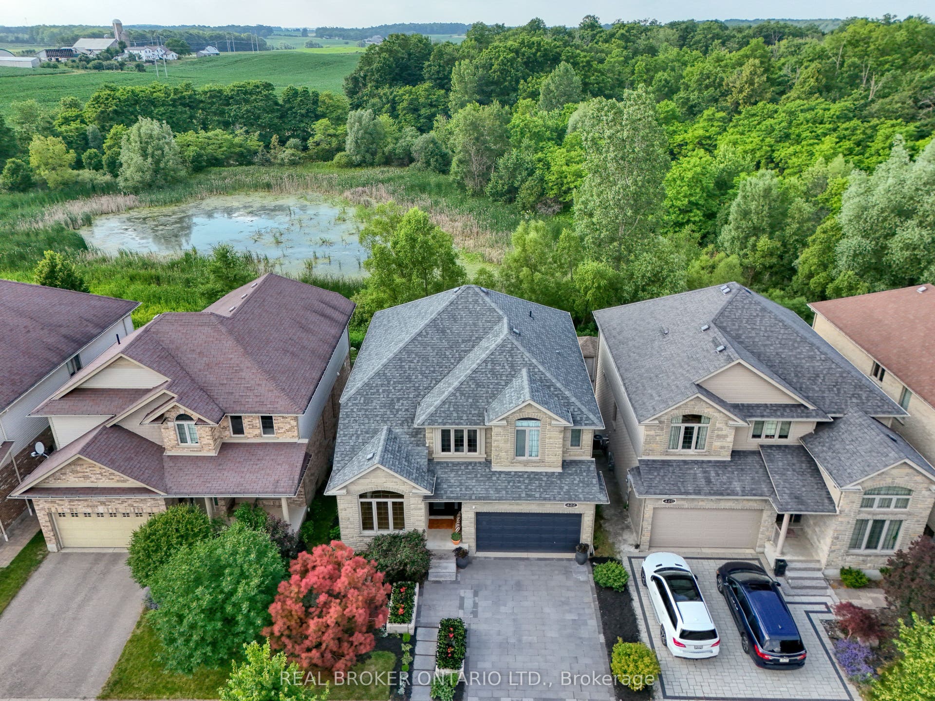 422 Rideau River Street, Waterloo, Waterloo ON N2V 2Y4 422 Rideau River Street, Waterloo, Waterloo ON N2V 2Y4