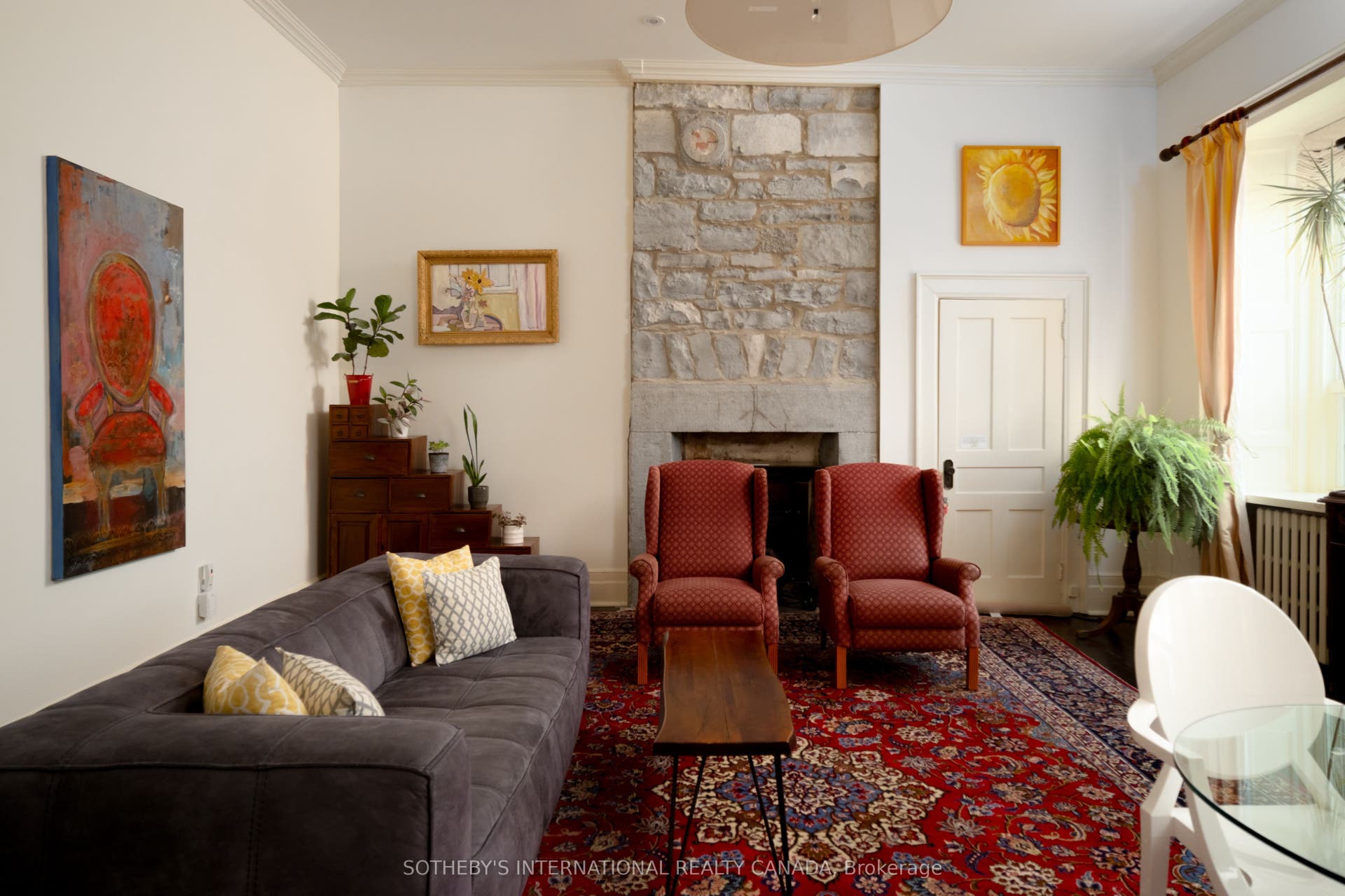 8 Starr Place, Kingston, Frontenac ON K7L 4V1 Sopwell Suite