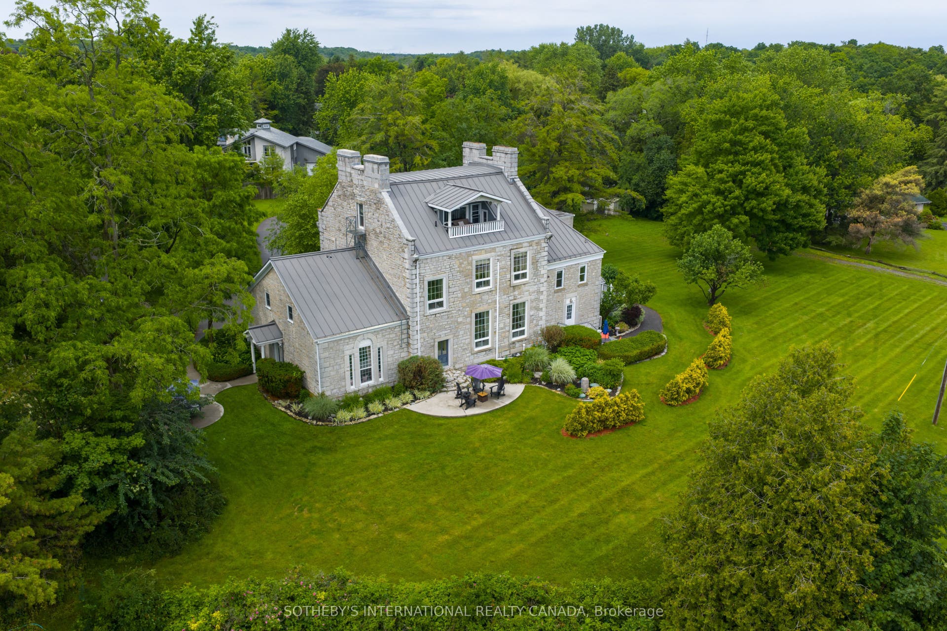 8 Starr Place, Kingston, Frontenac ON K7L 4V1 8 Starr Place, Kingston, Frontenac ON K7L 4V1
