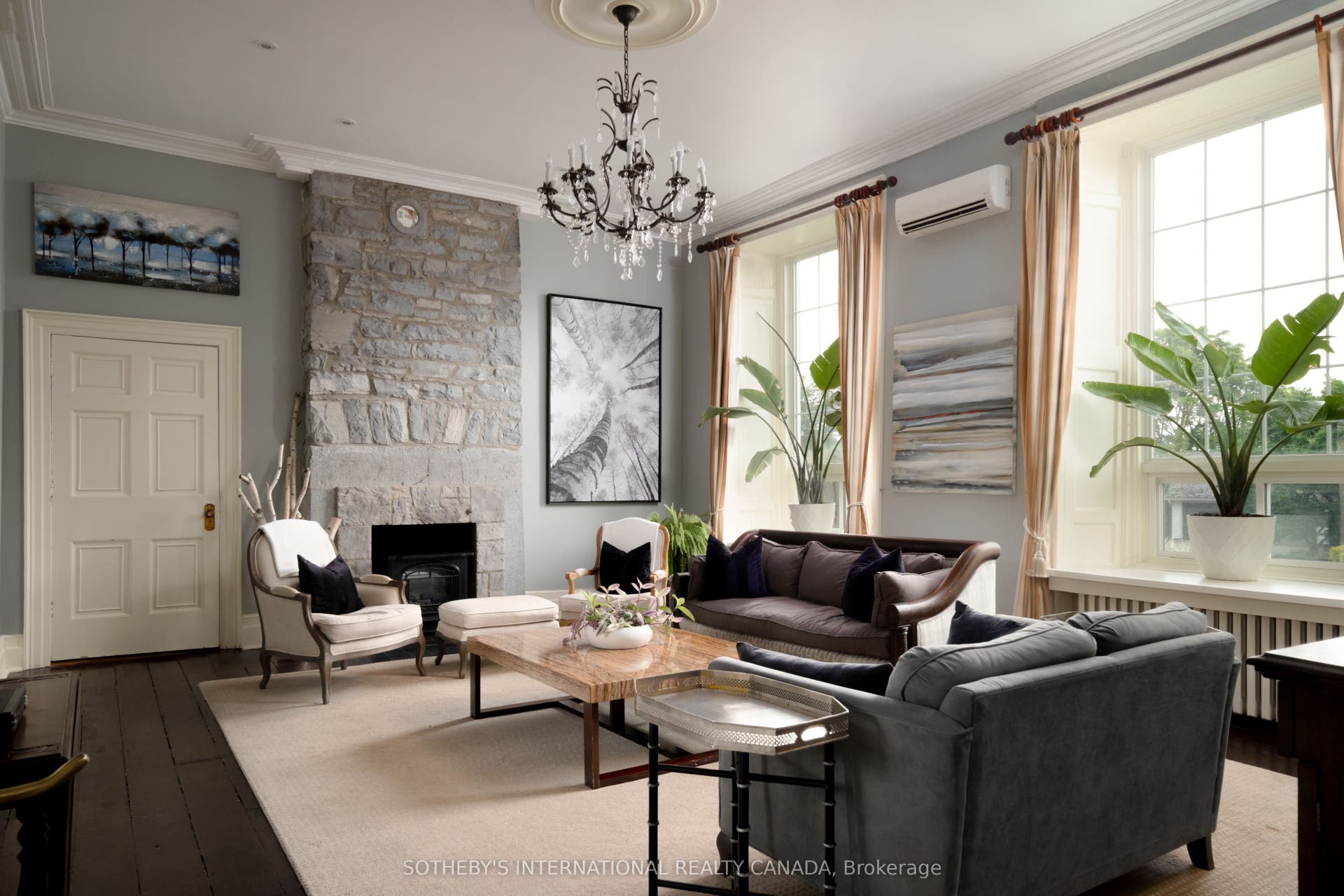 8 Starr Place, Kingston, Frontenac ON K7L 4V1 Whitney Suite