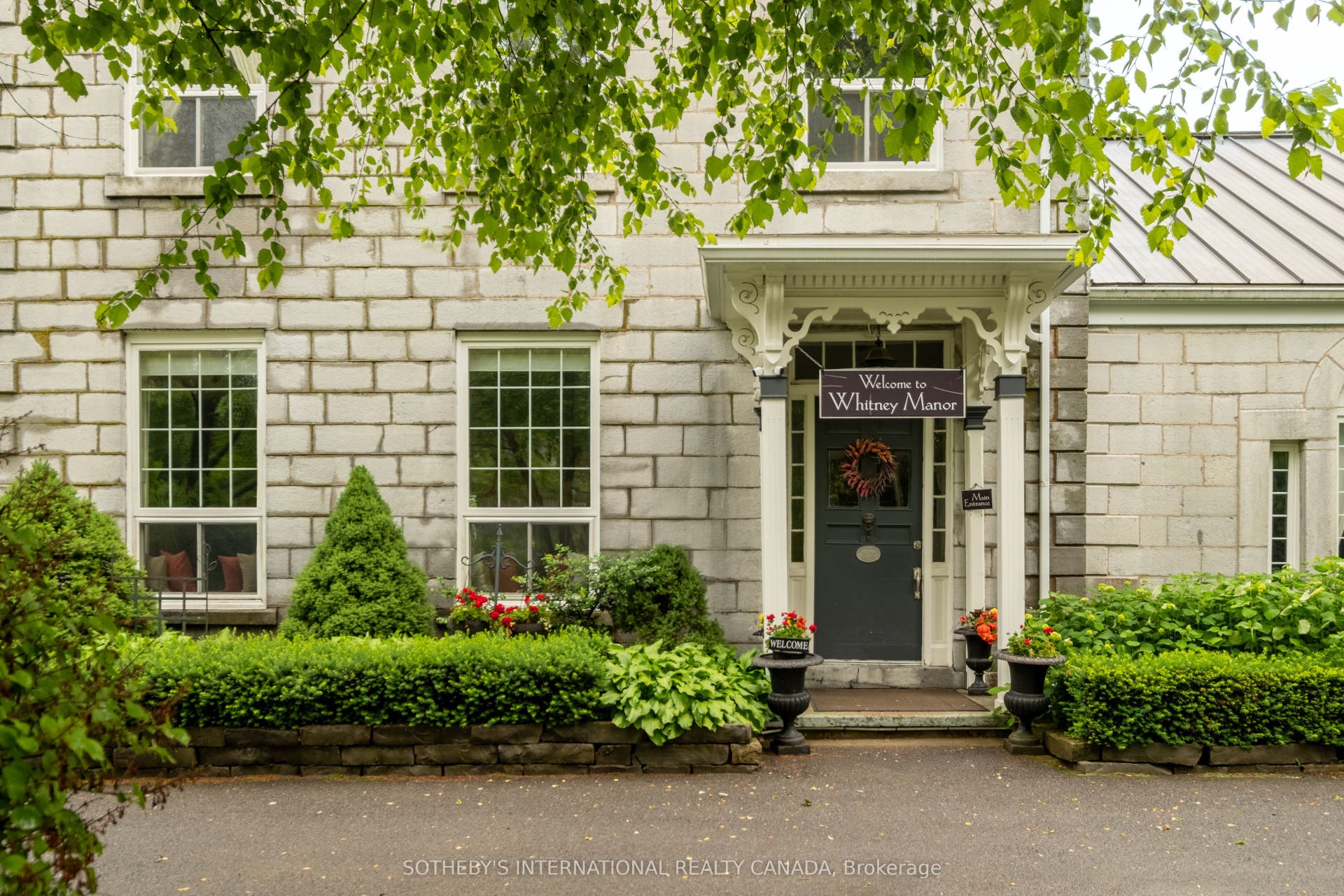 8 Starr Place, Kingston, Frontenac ON K7L 4V1 8 Starr Place, Kingston, Frontenac ON K7L 4V1