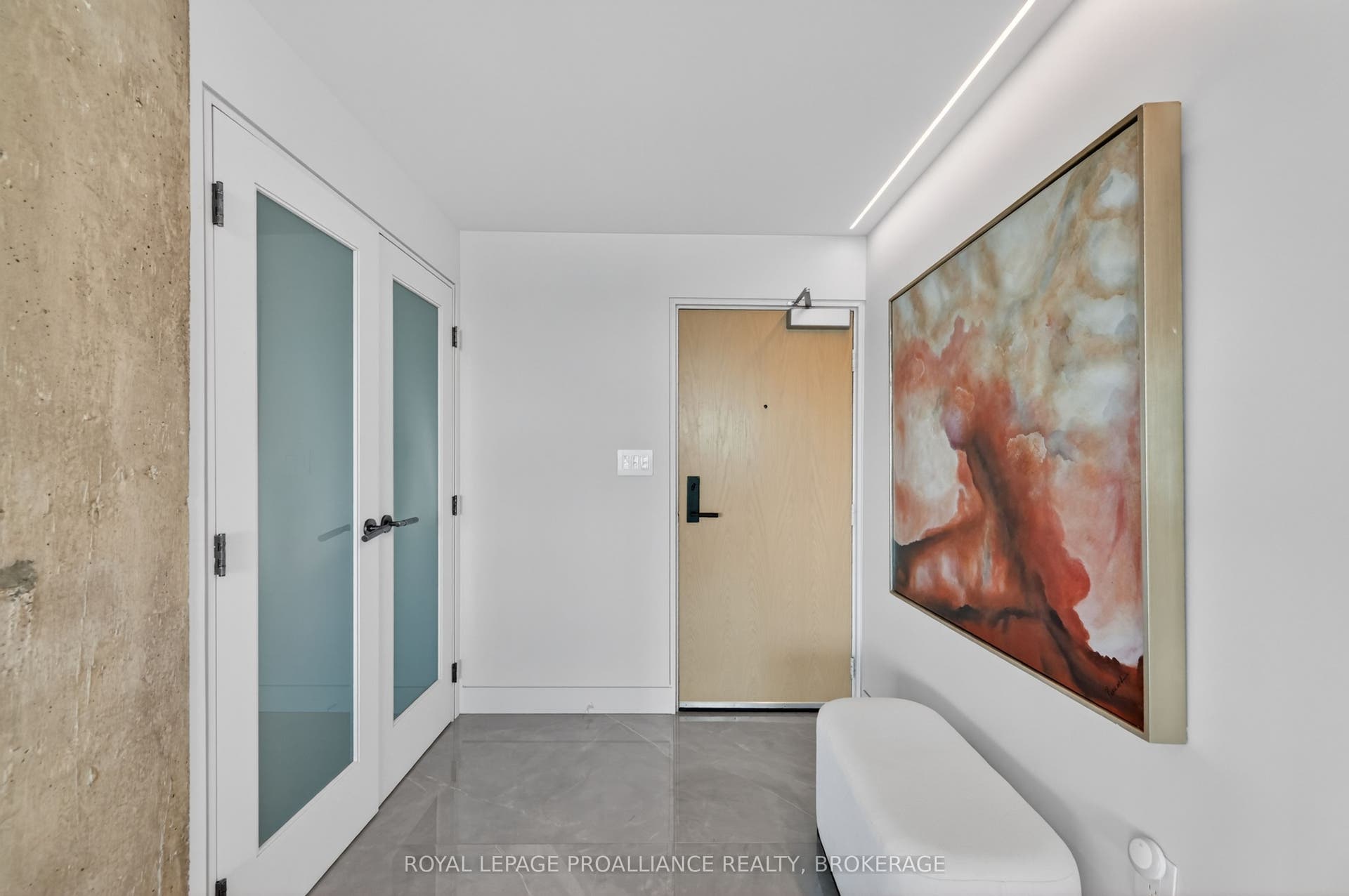 165 Ontario Street, #505, Kingston, Frontenac ON K7L 2Y6