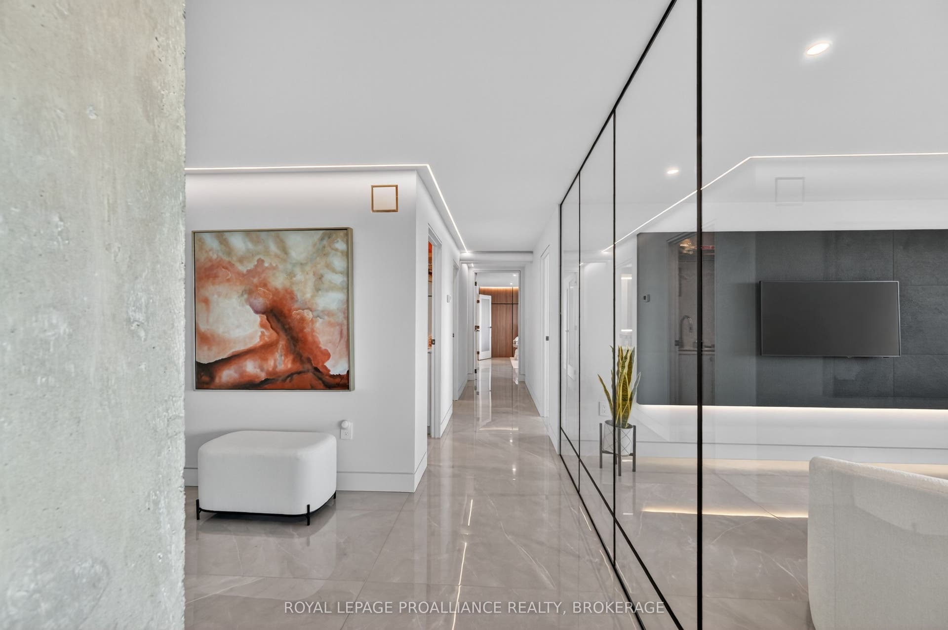 165 Ontario Street, #505, Kingston, Frontenac ON K7L 2Y6