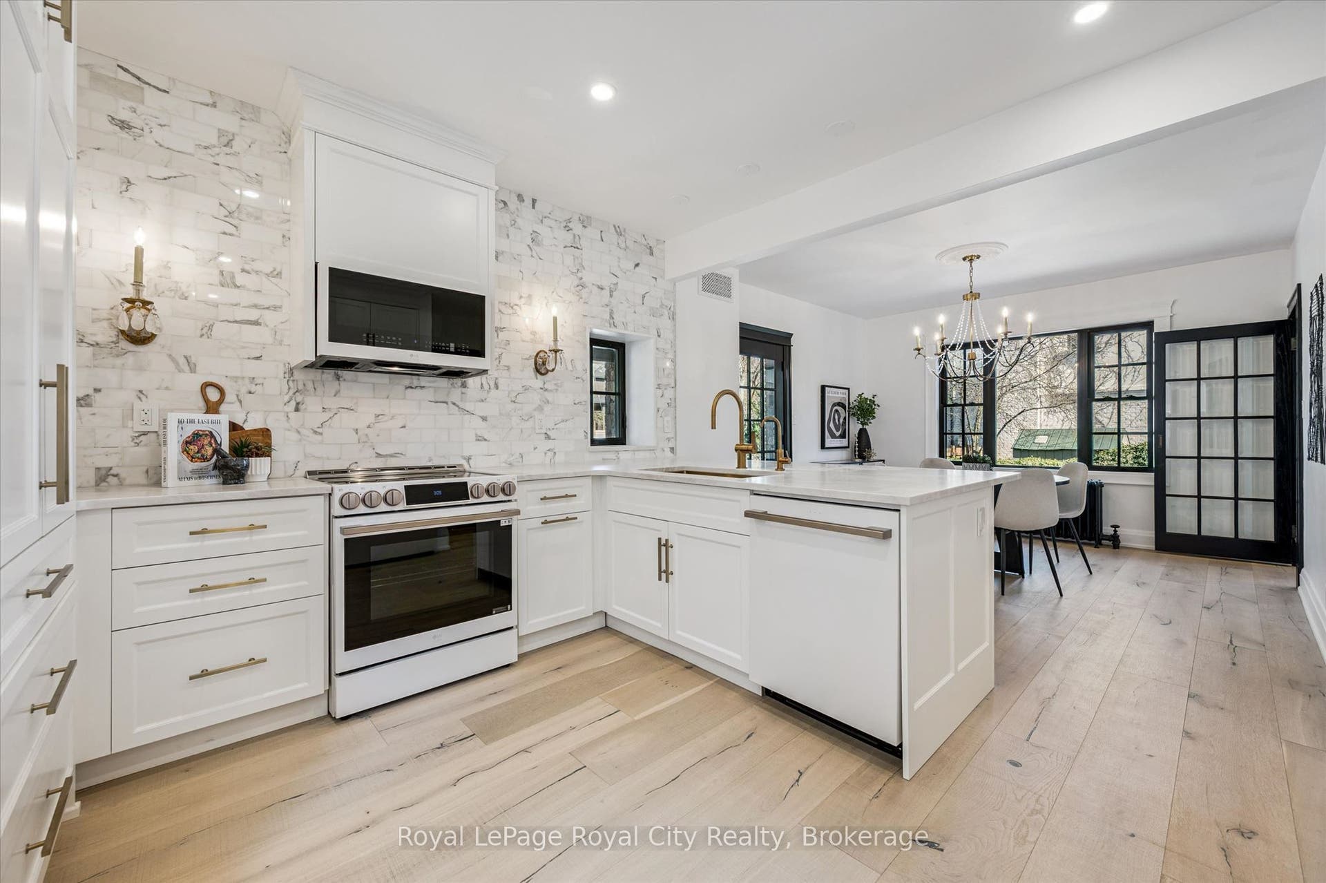 87 University Avenue W, Guelph, Wellington ON N1G 1P1 87 University Avenue W, Guelph, Wellington ON N1G 1P1