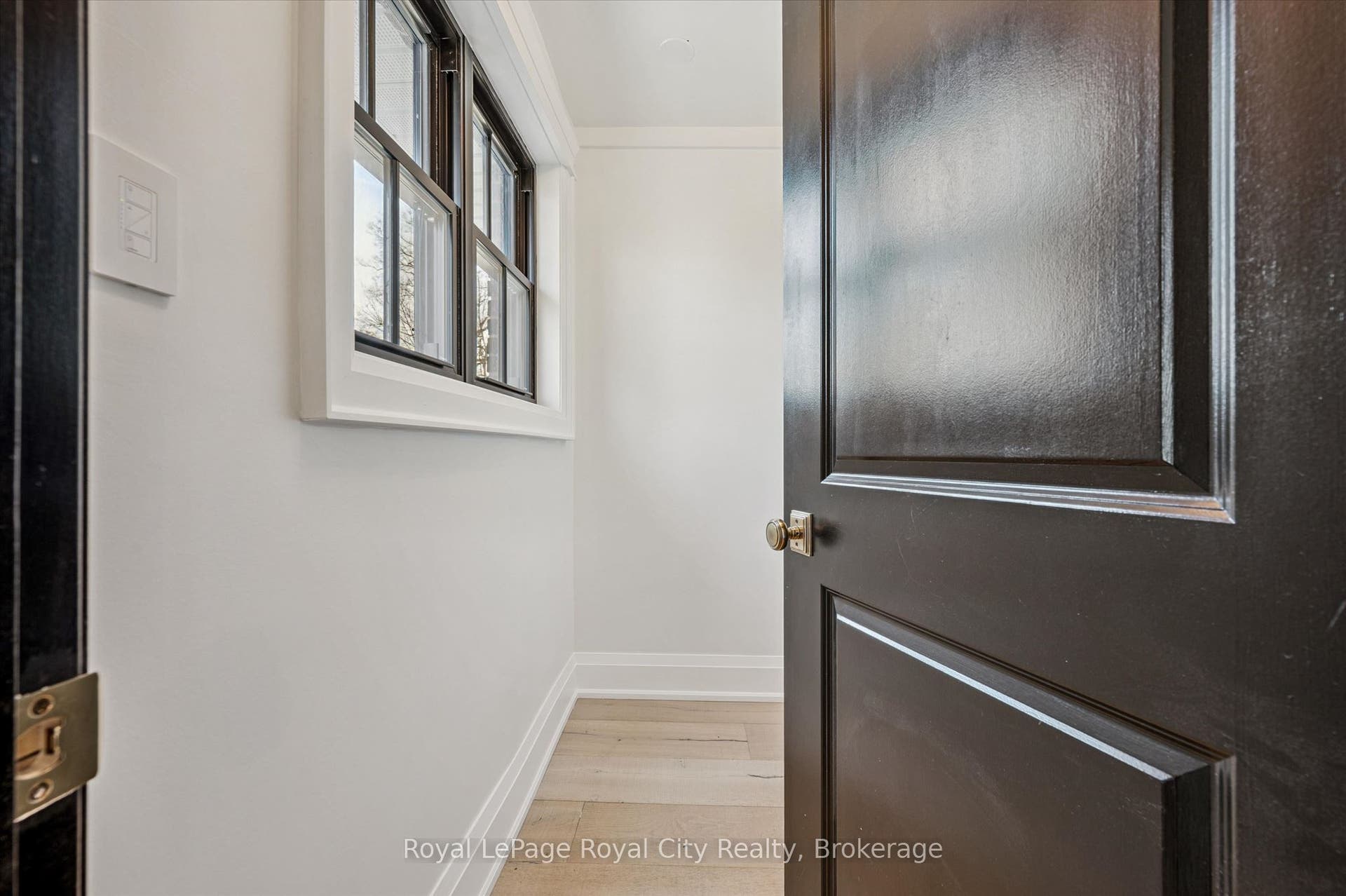 87 University Avenue W, Guelph, Wellington ON N1G 1P1 87 University Avenue W, Guelph, Wellington ON N1G 1P1