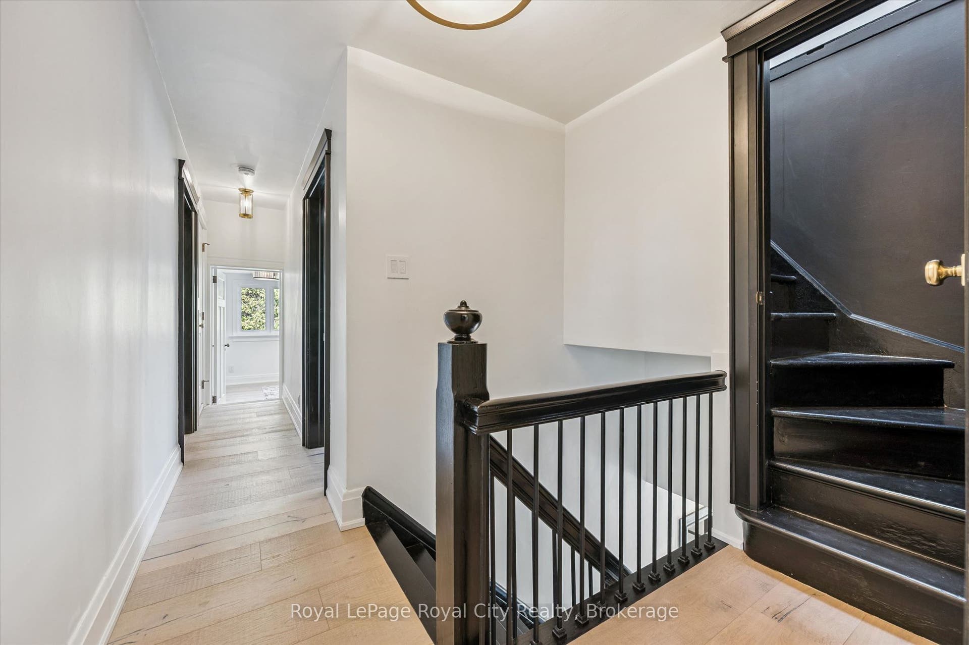 87 University Avenue W, Guelph, Wellington ON N1G 1P1 87 University Avenue W, Guelph, Wellington ON N1G 1P1
