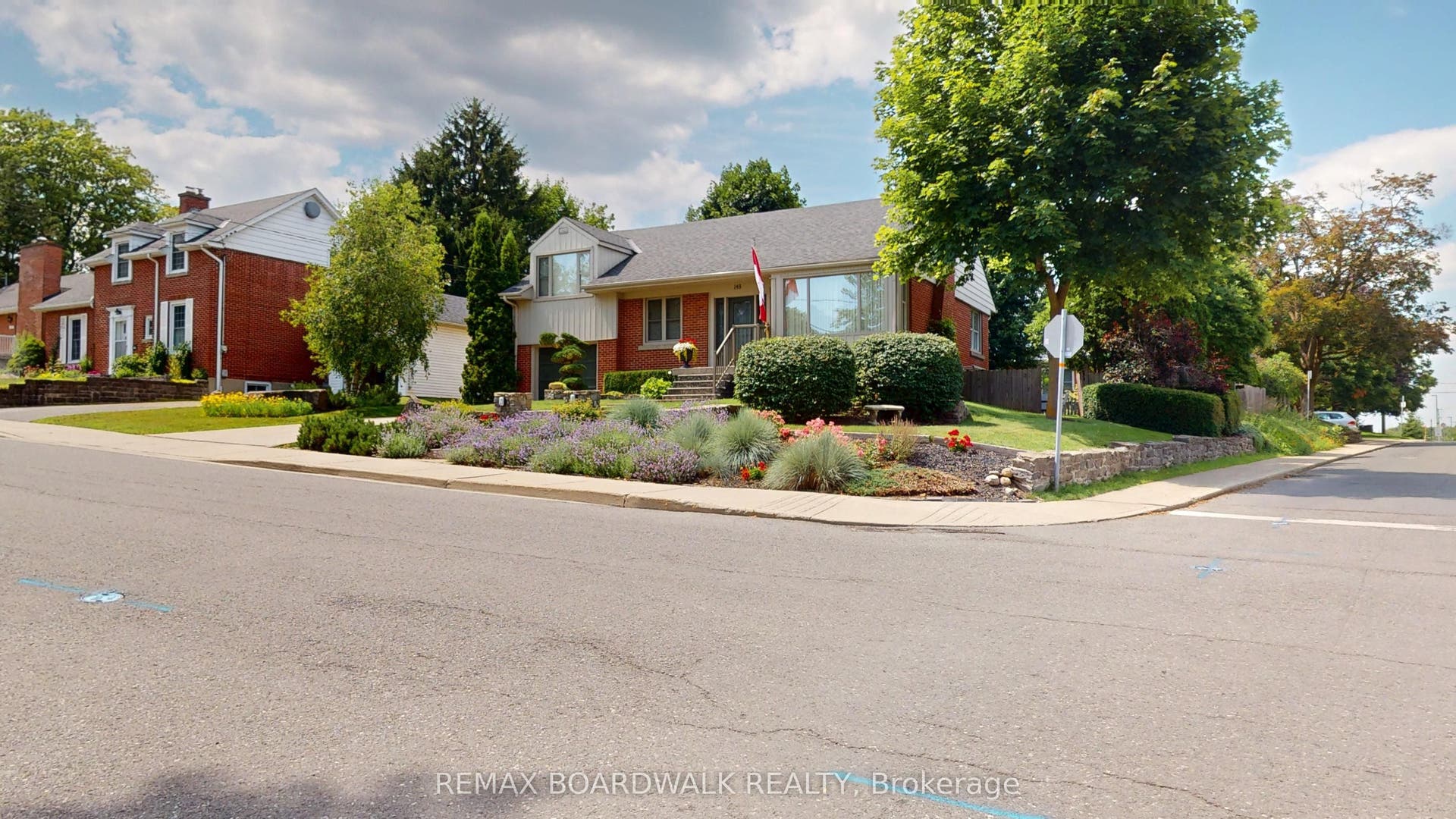 148 James Street E, Brockville, Leeds And Grenville ON K6V 1L2