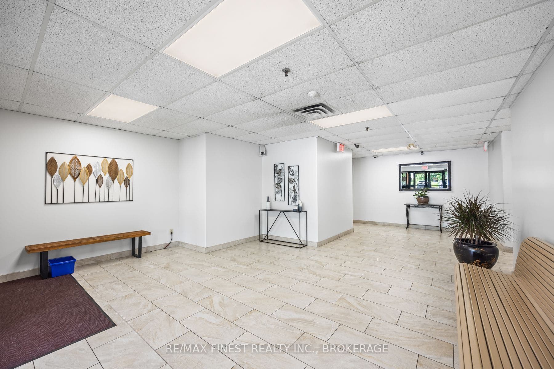 745 Davis Drive, #101, Kingston, Frontenac ON K7M 8J4 745 Davis Drive, #101, Kingston, Frontenac ON K7M 8J4