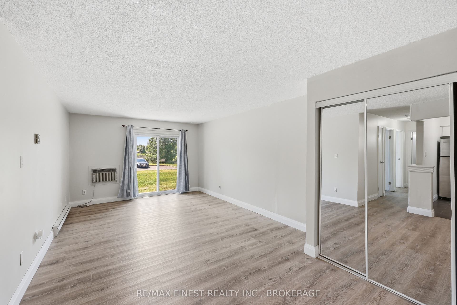 745 Davis Drive, #101, Kingston, Frontenac ON K7M 8J4 745 Davis Drive, #101, Kingston, Frontenac ON K7M 8J4
